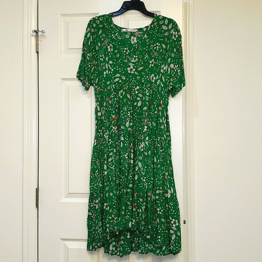 Zara Green V-neck floral dress